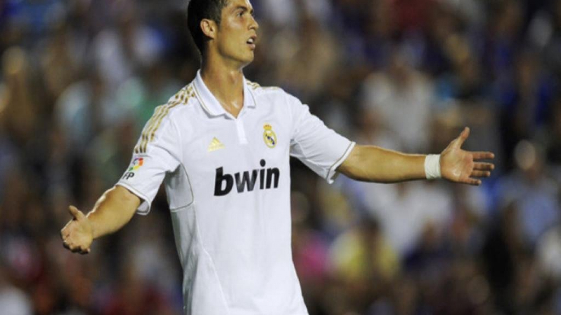 Real Madrid Bwin Kit Copyright Real Madrid